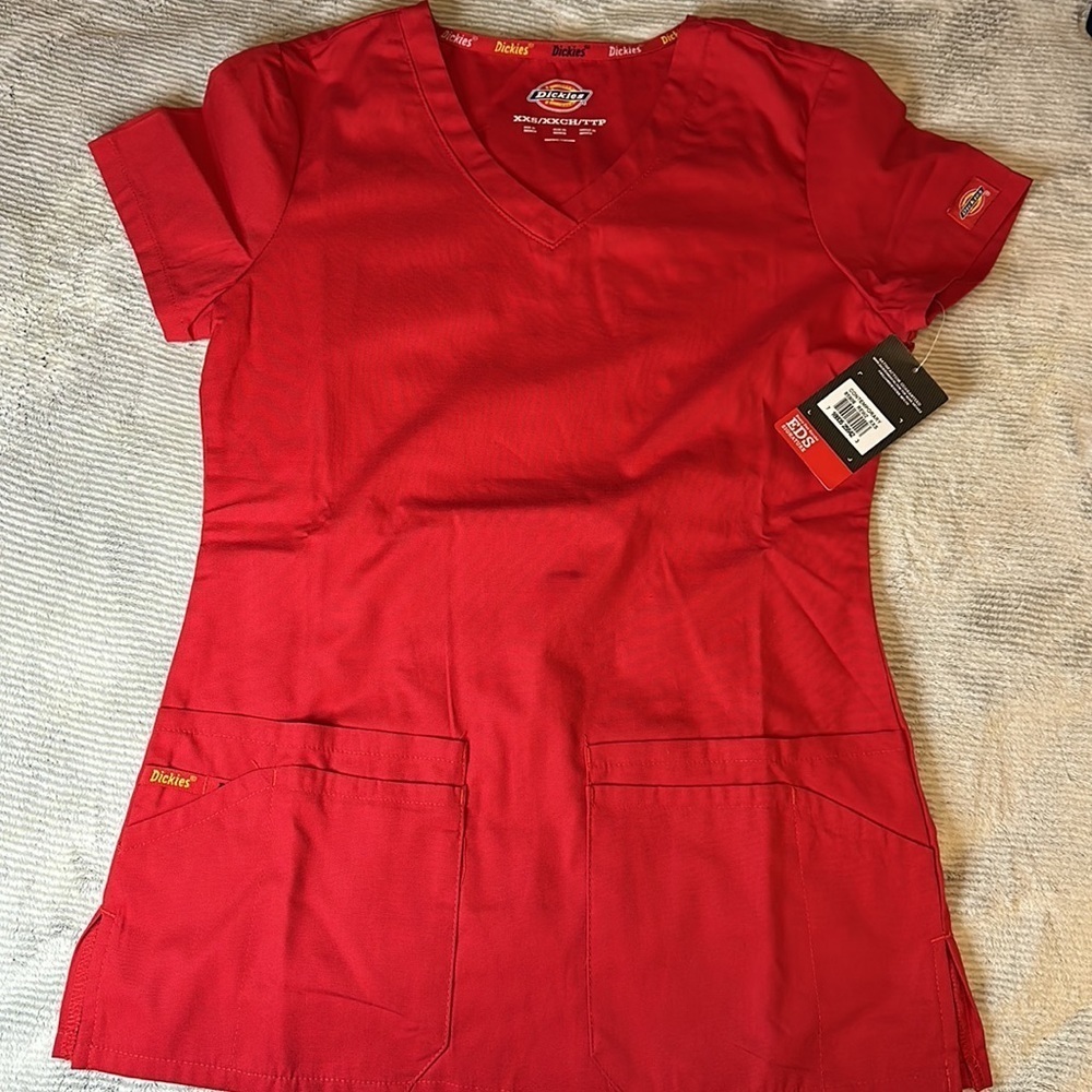 NWT Dickies Red Everyday V-Neck Scrub Top Size XXS